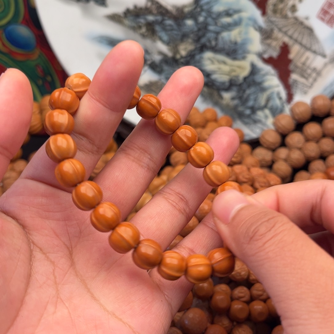 文玩核桃手串鲨鱼反油