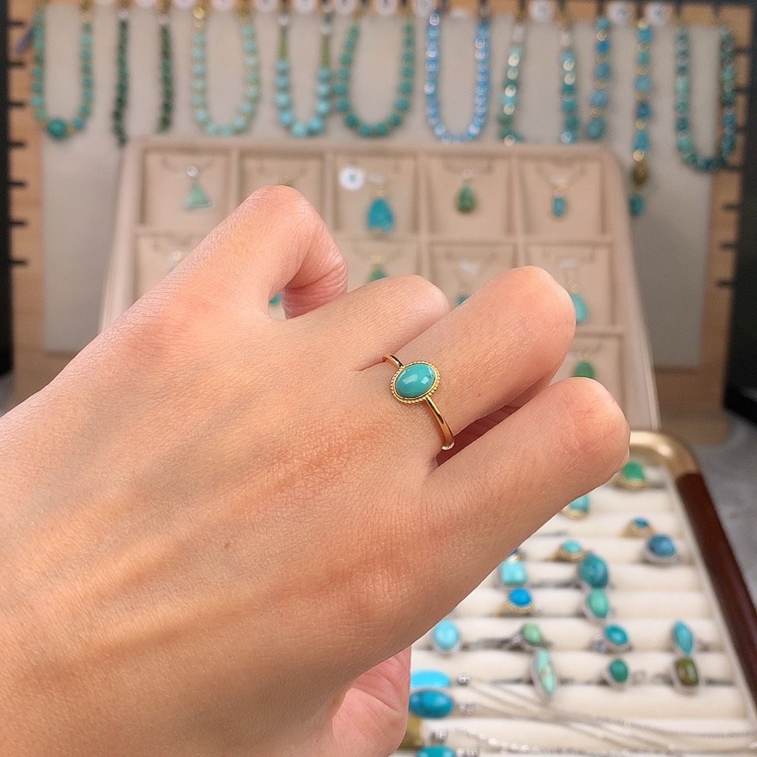 甲***甲绿松石银S925镶嵌戒指