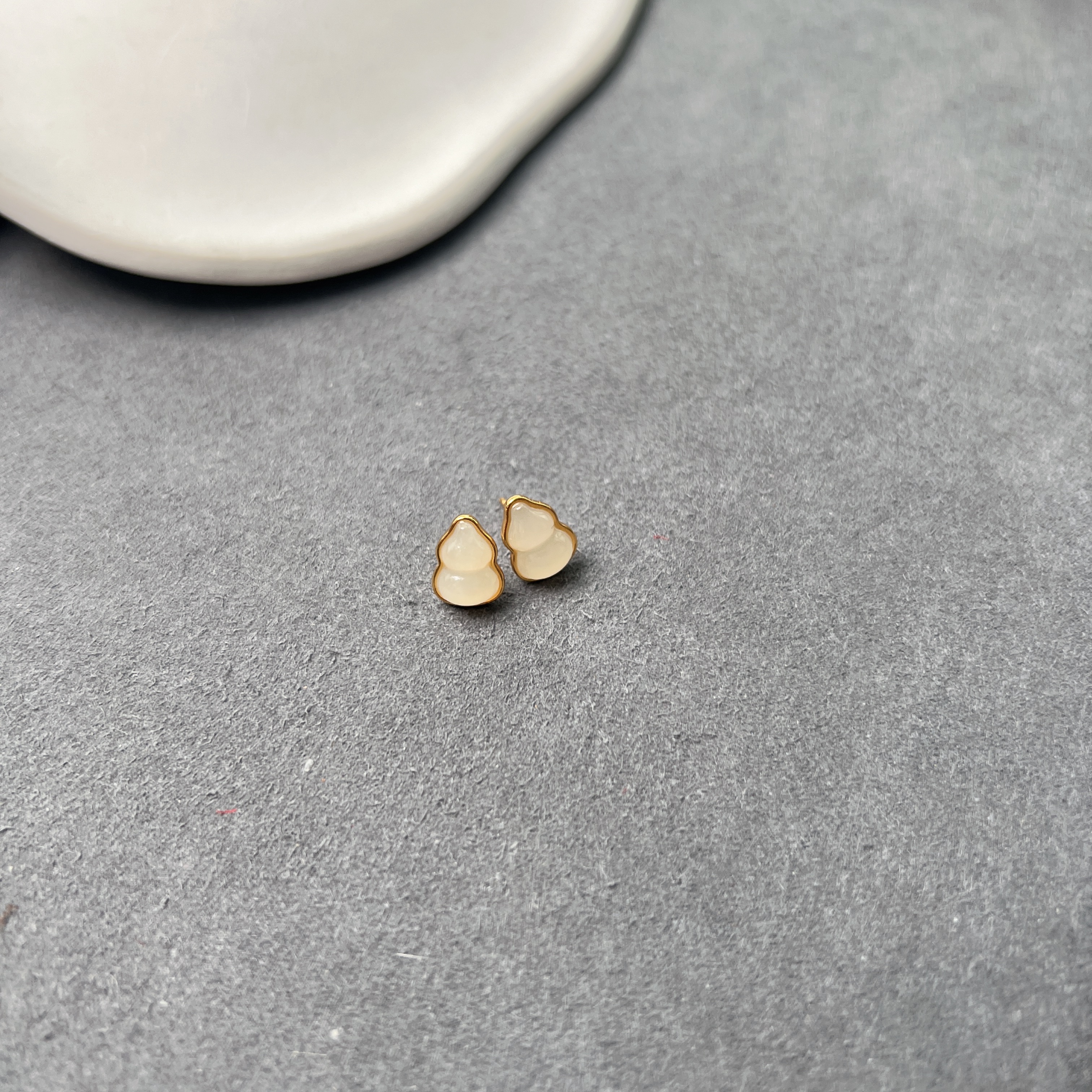 和田玉白玉葫芦耳钉S925银