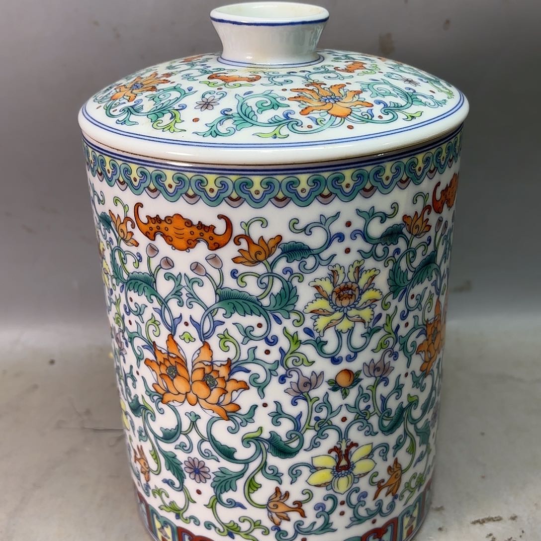 江***师瓷摆件现代工艺摆件