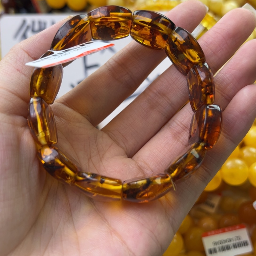 琥珀珠宝奇石未镶嵌