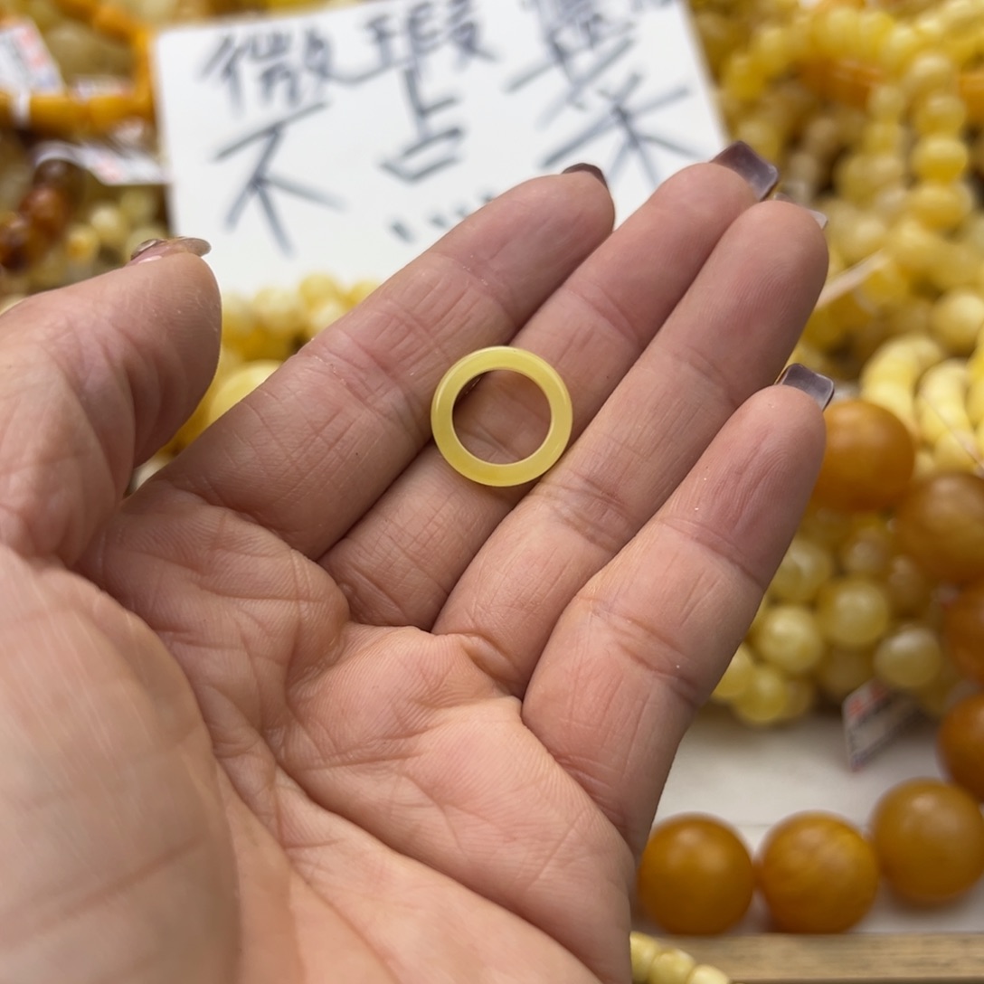 琥珀珠宝奇石未镶嵌