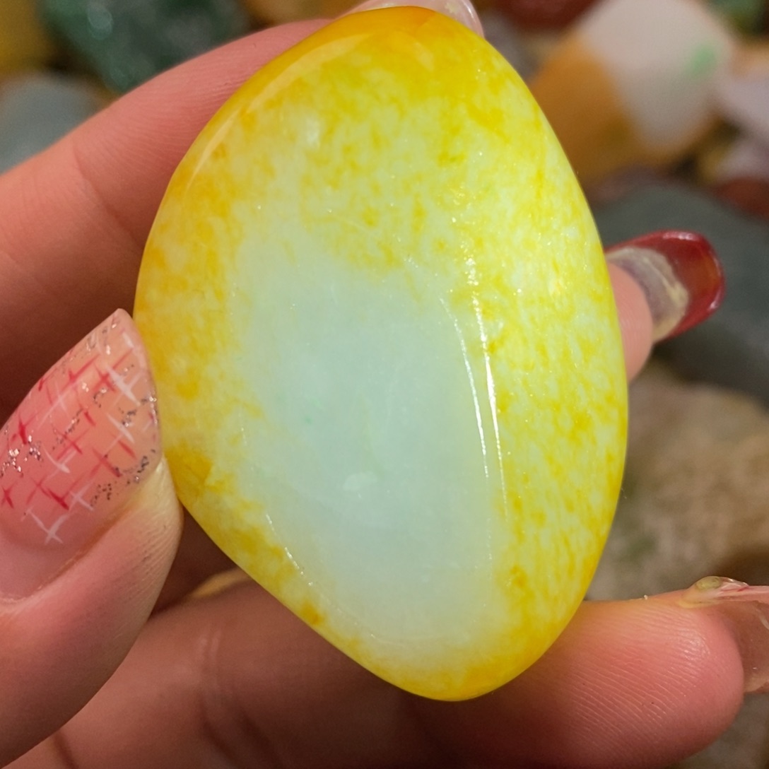 翡翠颈饰未镶嵌缅甸翡翠