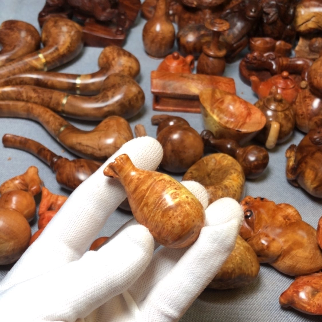 【闪购商品】木麻梨疙瘩火琉璃手把件