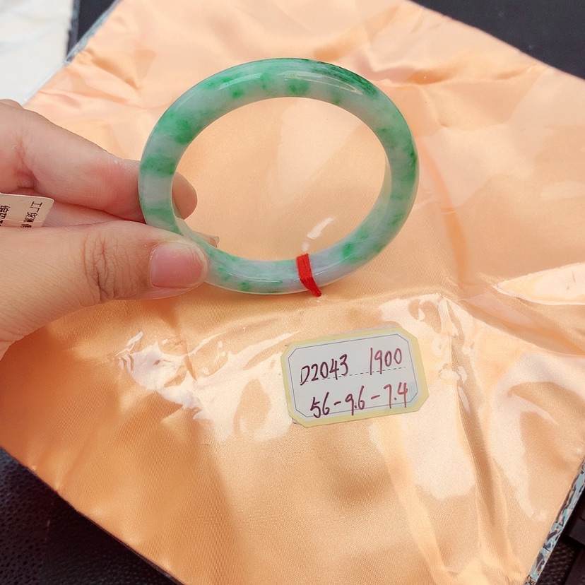 【闪购商品】翡翠手镯未镶嵌天然缅甸翡翠A货