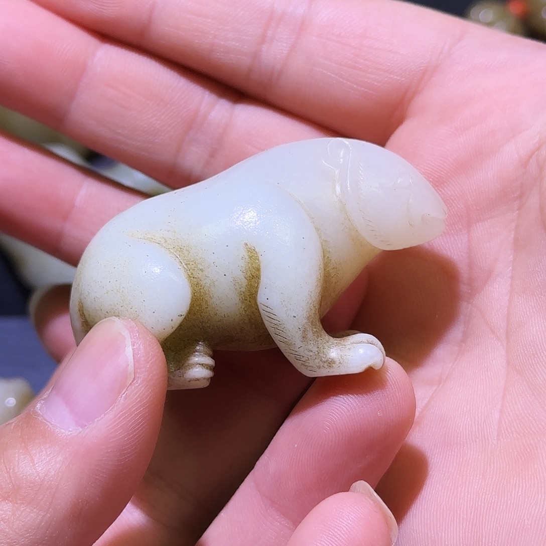 《***》和田玉（糖玉）未镶嵌挂件