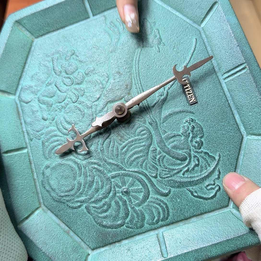 邓***生中古商品，瑕疵品，不保好坏。434