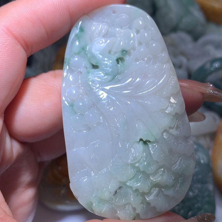 翡翠未镶嵌颈饰保真天然A货翡翠