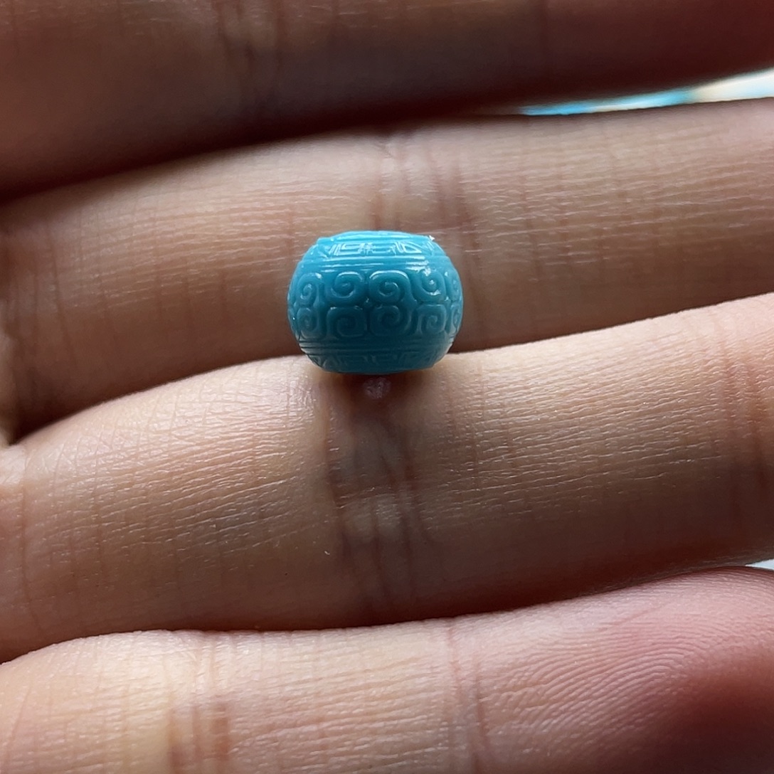 绿松石未镶嵌颈饰