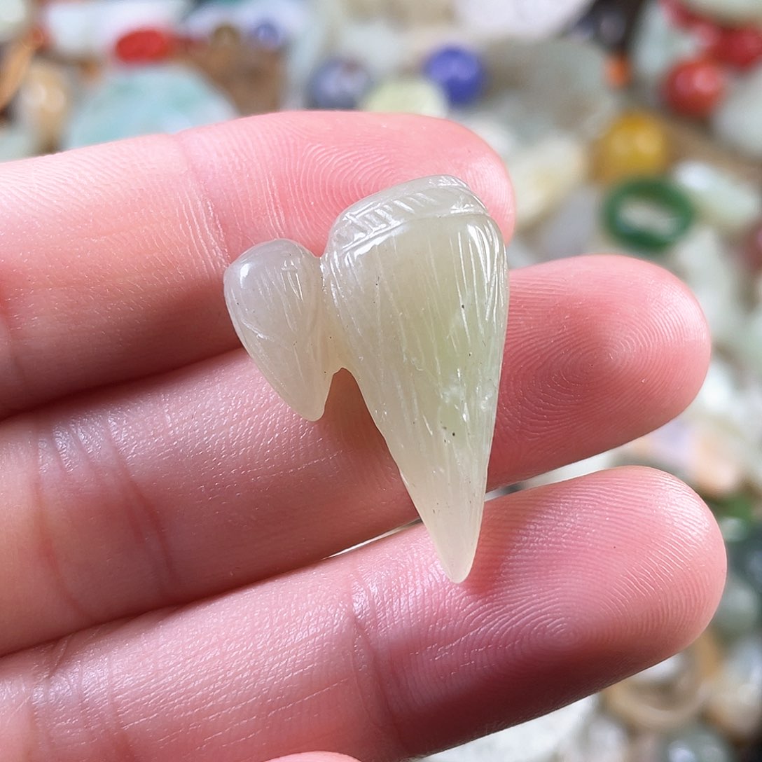 和田玉（糖玉）颈饰未镶嵌