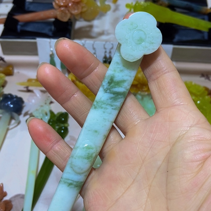 蛇纹石玉发簪未镶嵌