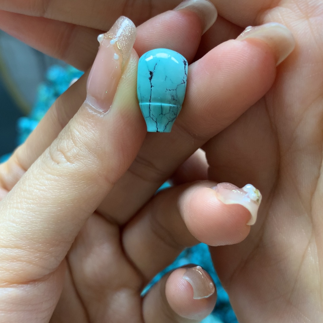 绿松石配饰未镶嵌