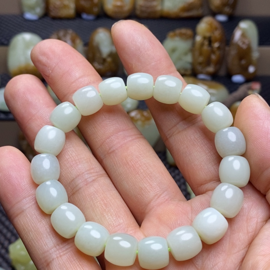 和田玉未镶嵌吊坠(不含链)