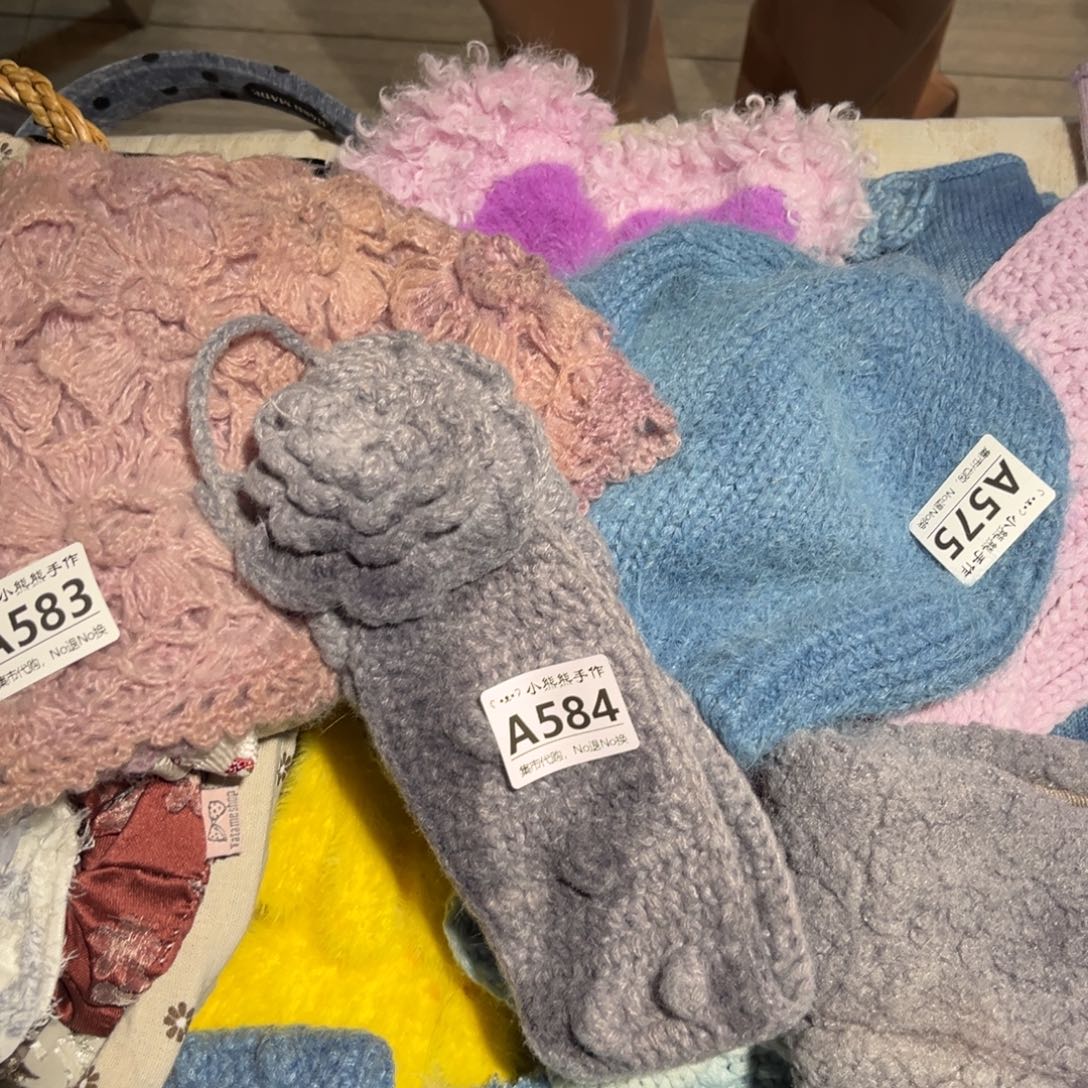 乌***i哈哈哈哈哈，哈哈。 