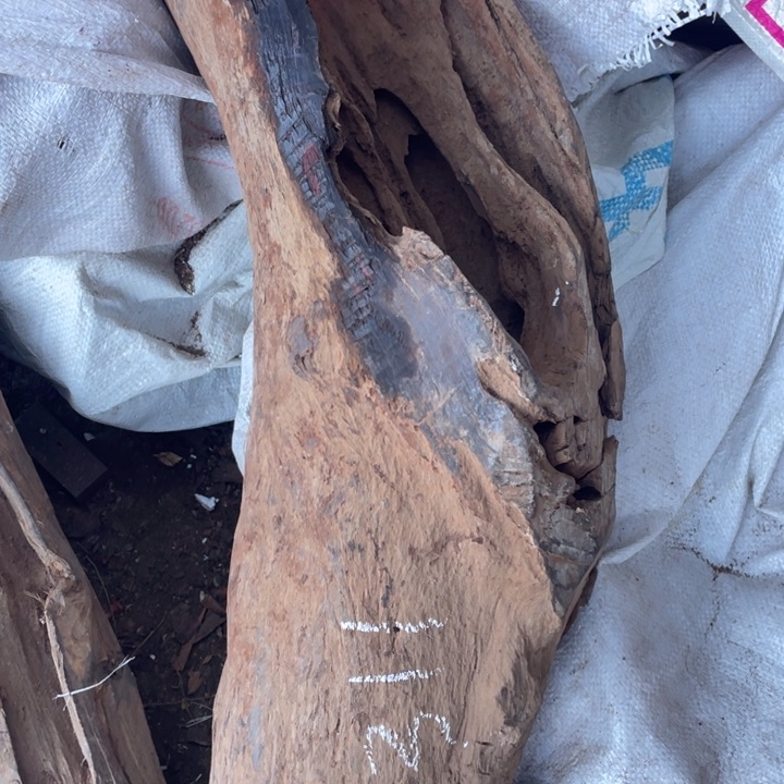 交趾黄檀（大红酸枝）顺**业