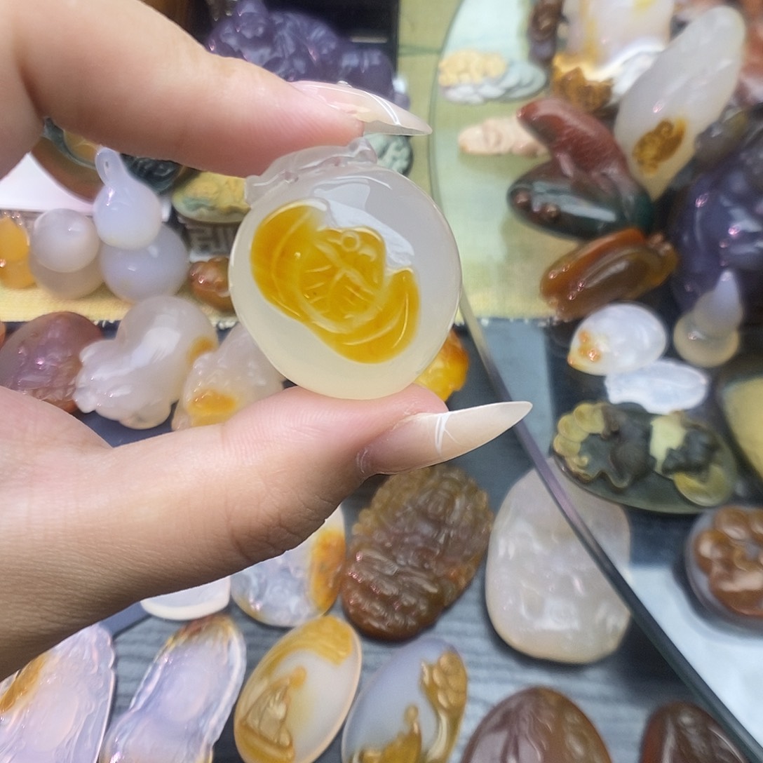 玛瑙/玉髓未镶嵌颈饰