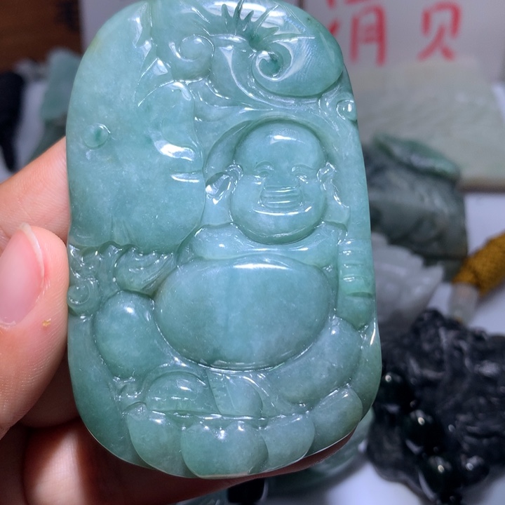 翡翠未镶嵌颈饰保真天然A货翡翠