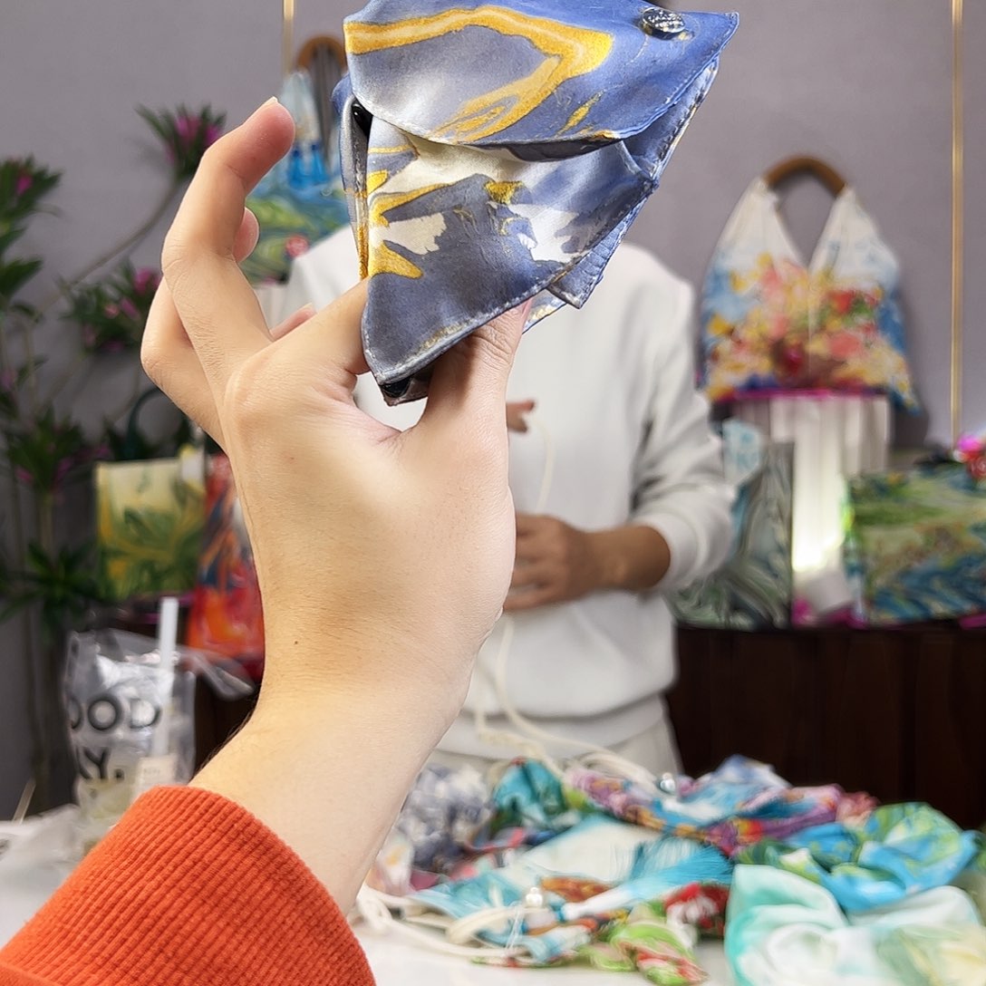 ℳ****࿐854 ，不退不换222222