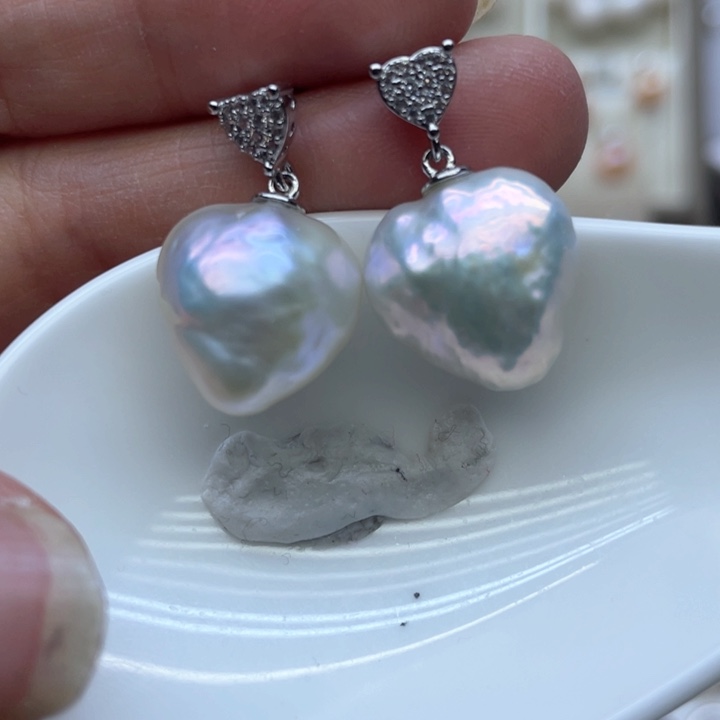 淡水珍珠耳饰未镶嵌