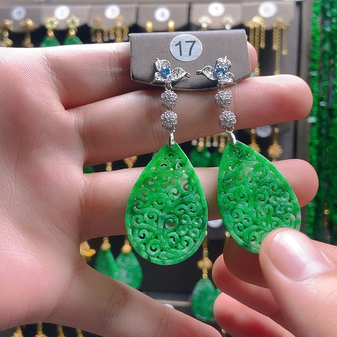 翡翠未镶嵌耳饰翡翠