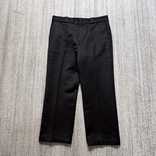 99新 LouisVuitton/路易威登 纯色刺绣贴布直筒西裤/44码/4891