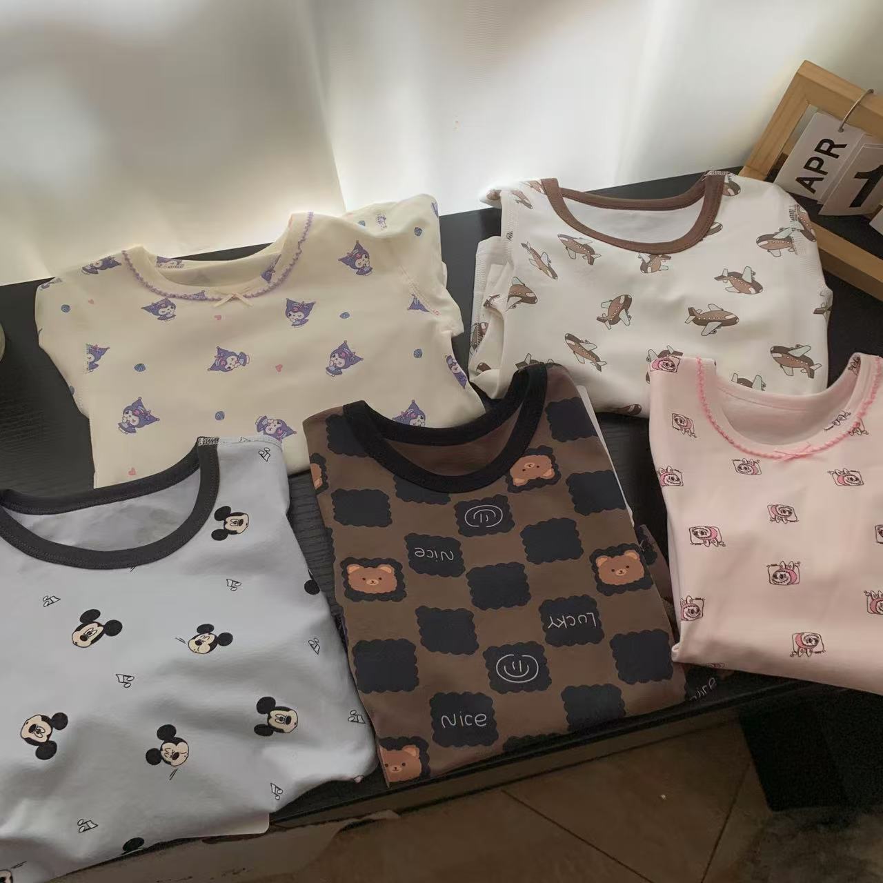 2025年一年三季无骨精梳呼吸舒适卡通家居服男女款儿童纯棉套装