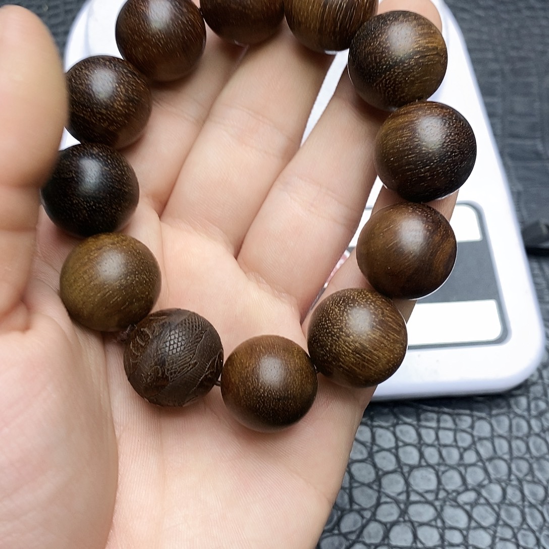 沉香沉香碎屑15昆仑梅格