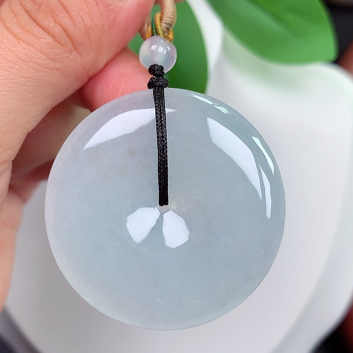 颈饰未镶嵌翡翠平安扣 38.7x6.3mm