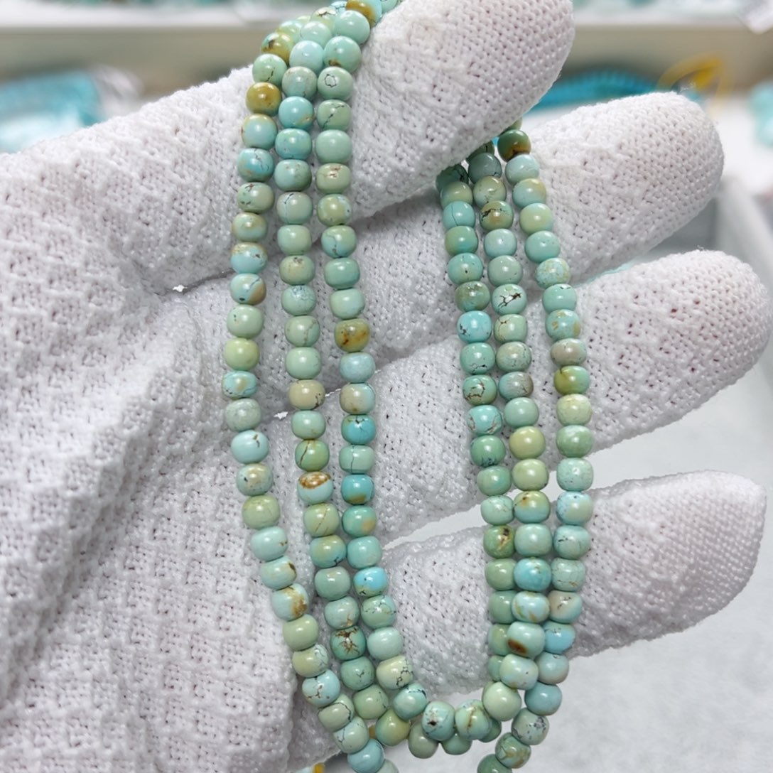 绿松石绿松石未镶嵌