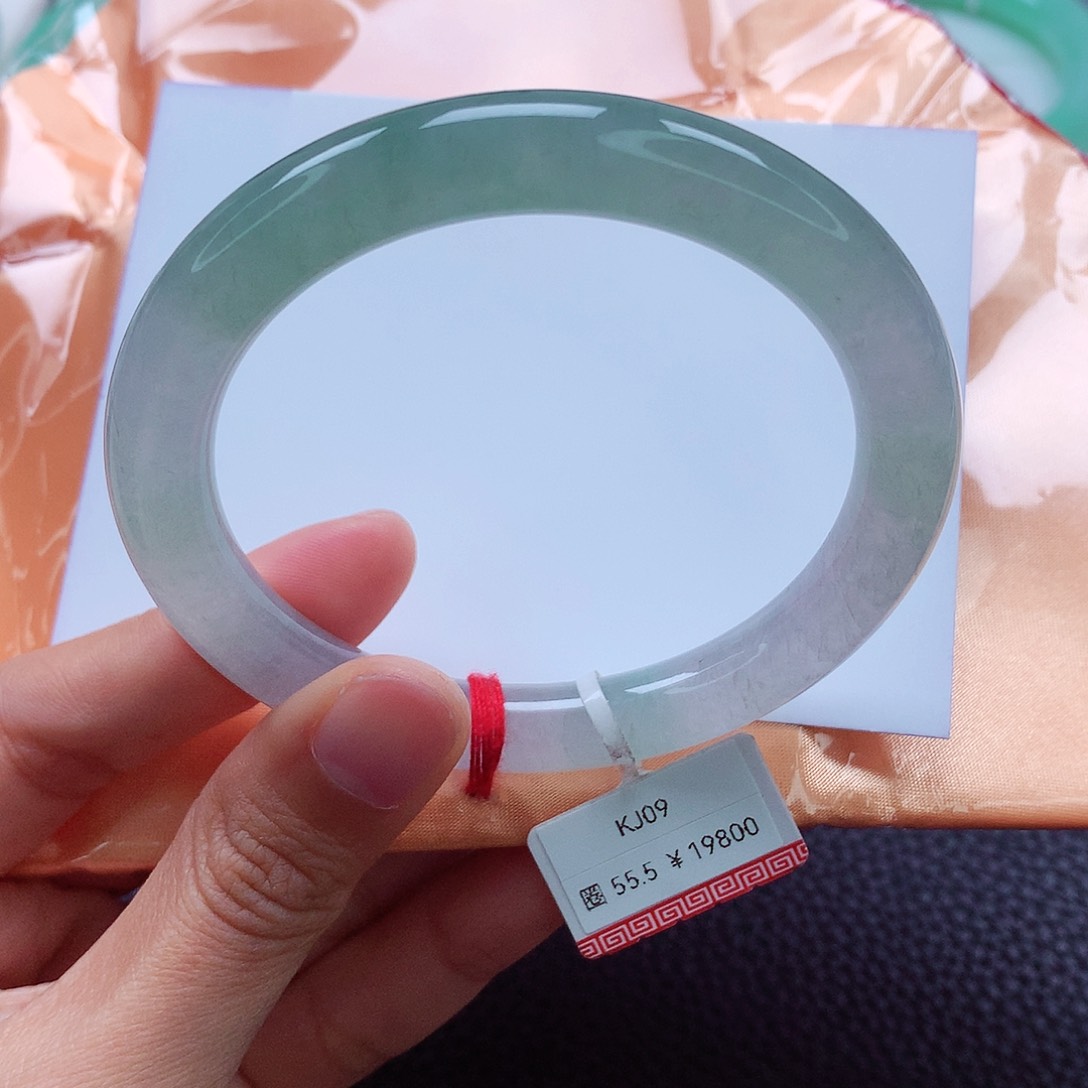 翡翠手镯未镶嵌55.5 美人条