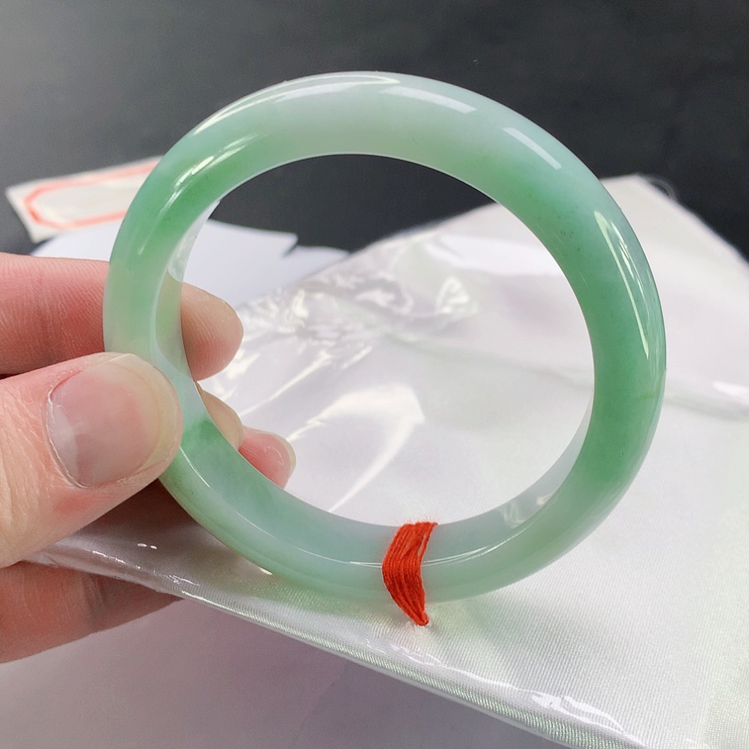 翡翠手镯未镶嵌149缅甸天然翡翠A货