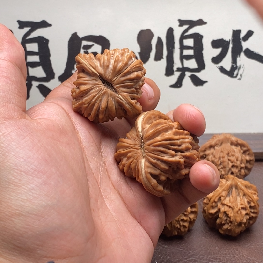 总****文玩核桃吊坠全品小楼王41➕