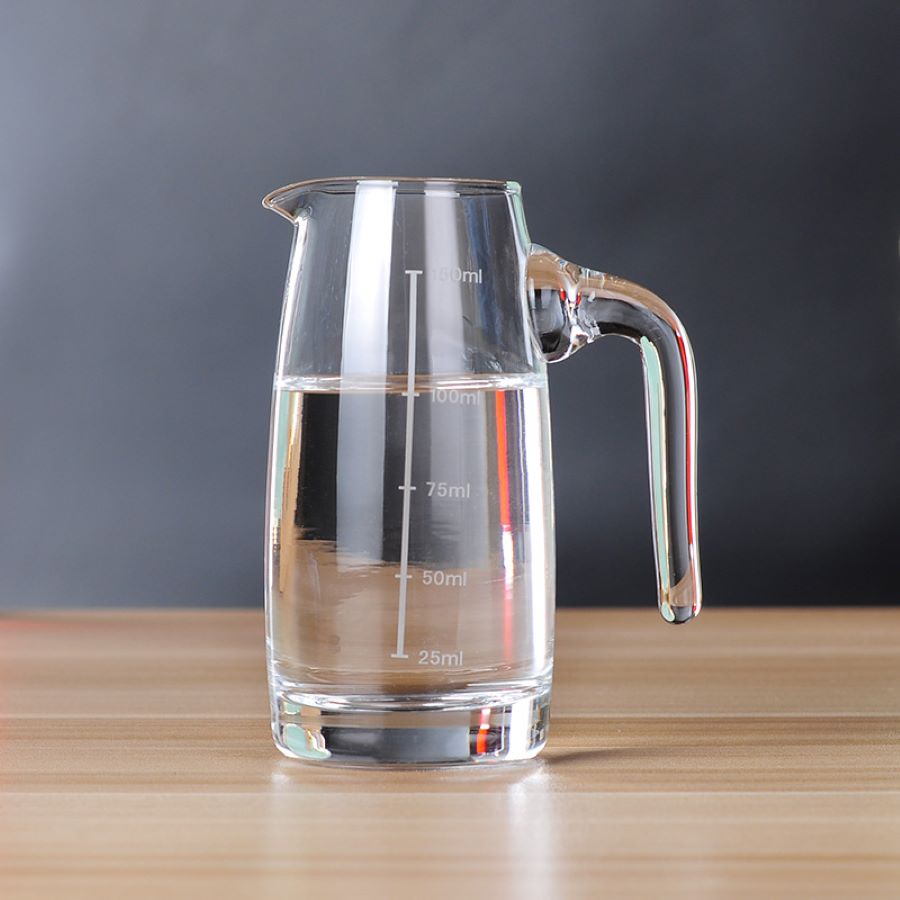 分酒器一个  实用简单