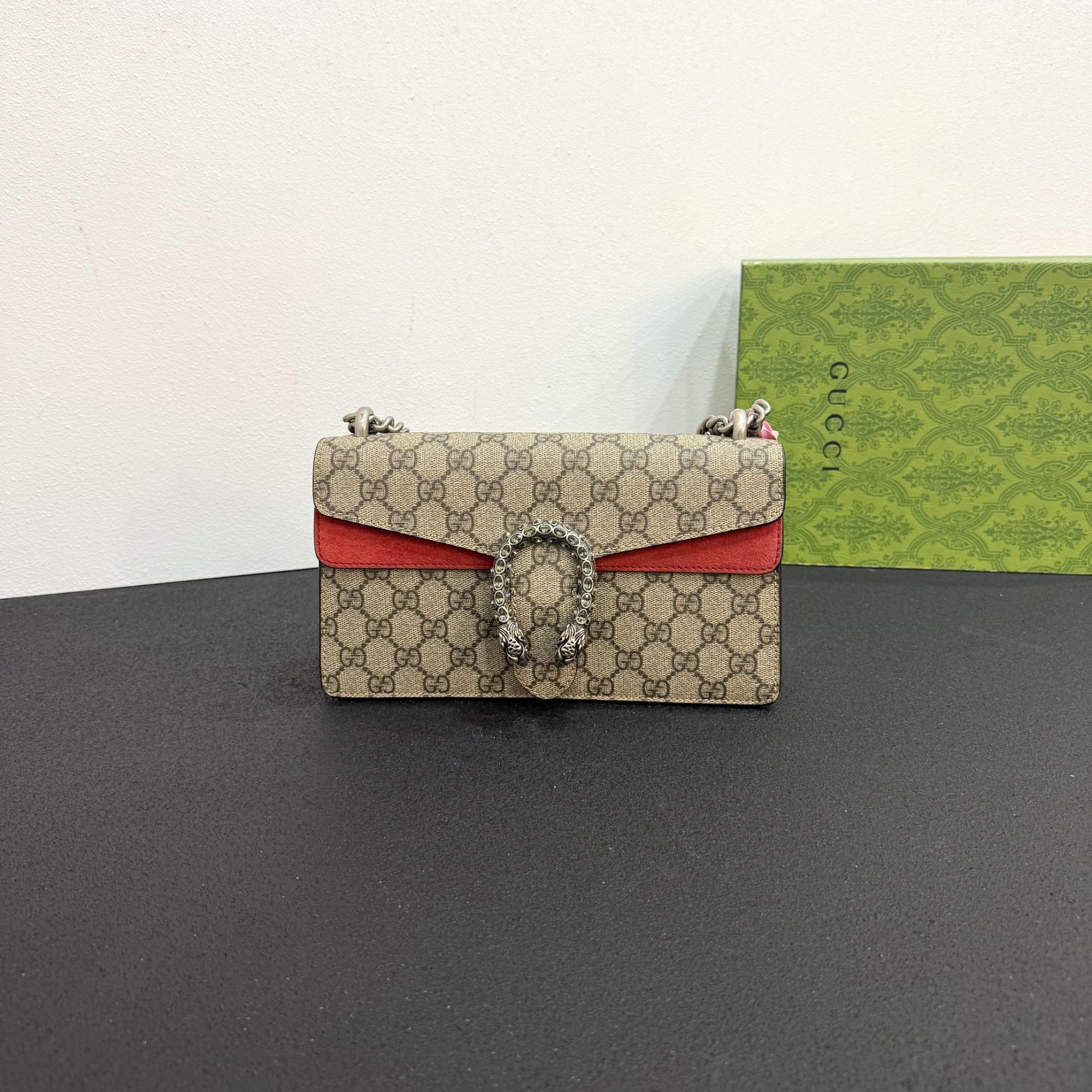 未使用 GUCCI/古驰 壹所奢品/GUCCI酒神中号 钻扣 红色 闲置/彤