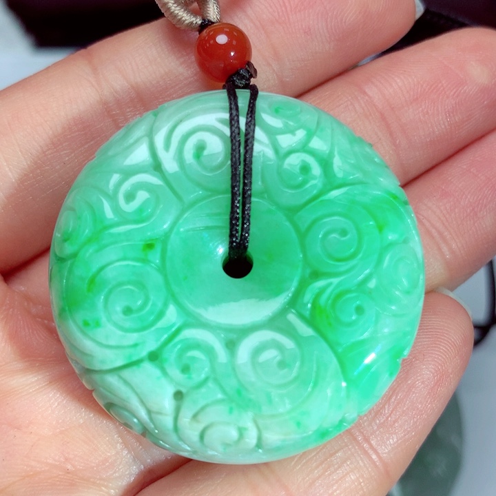 翡翠吊坠(不含链)未镶嵌