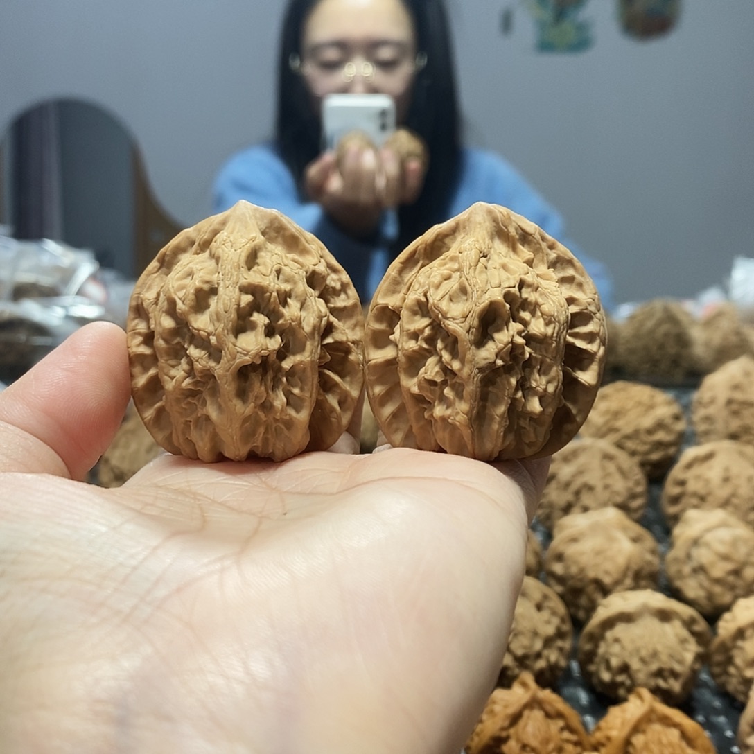 桃核吊坠血玲珑41