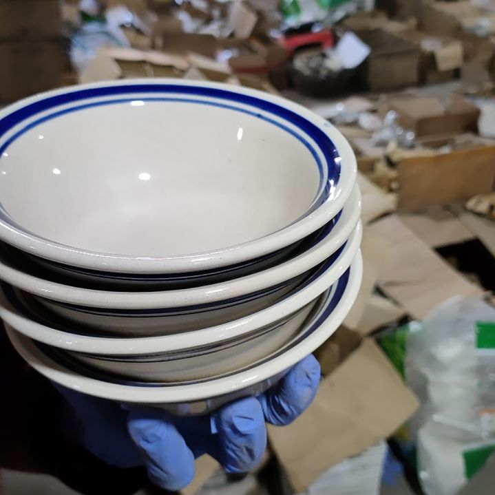摆件陶瓷盘子碗啥都有