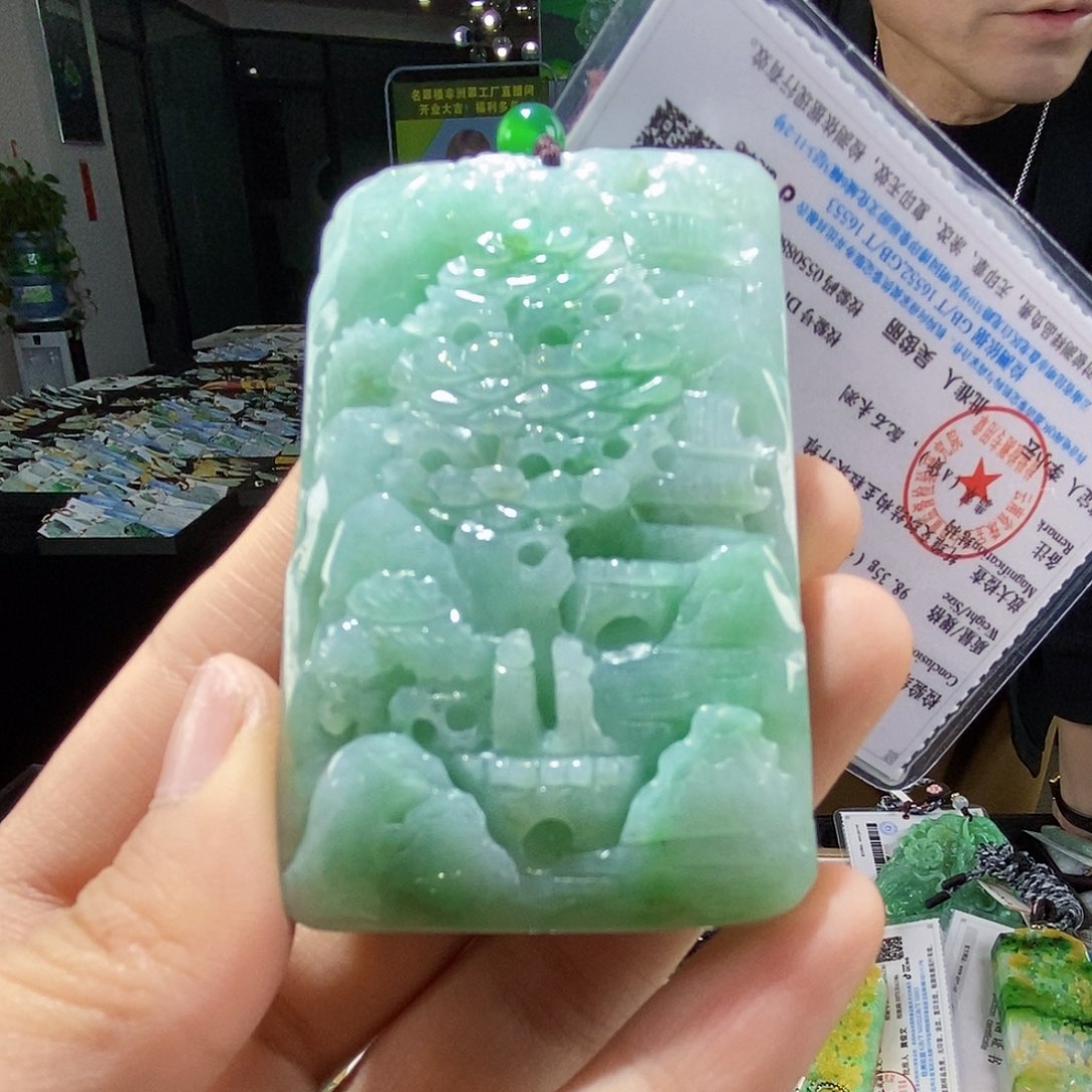 颈饰未镶嵌翡翠翡翠