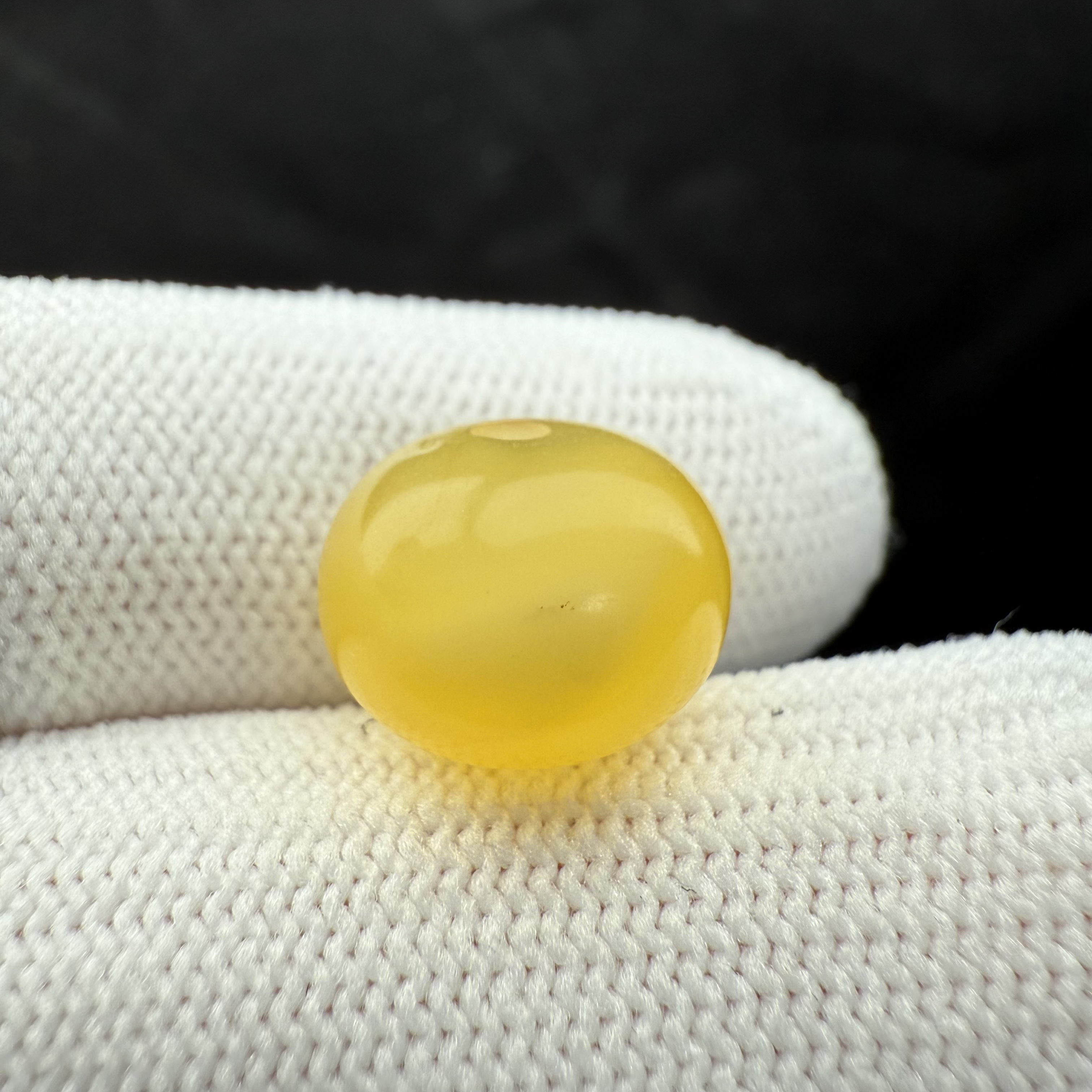 J3929天然原矿蜜蜡墩子12.8*9.6mm支持复检