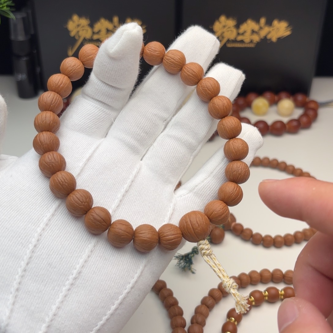 ****、吊坠猴头核桃12.4聚宝盆