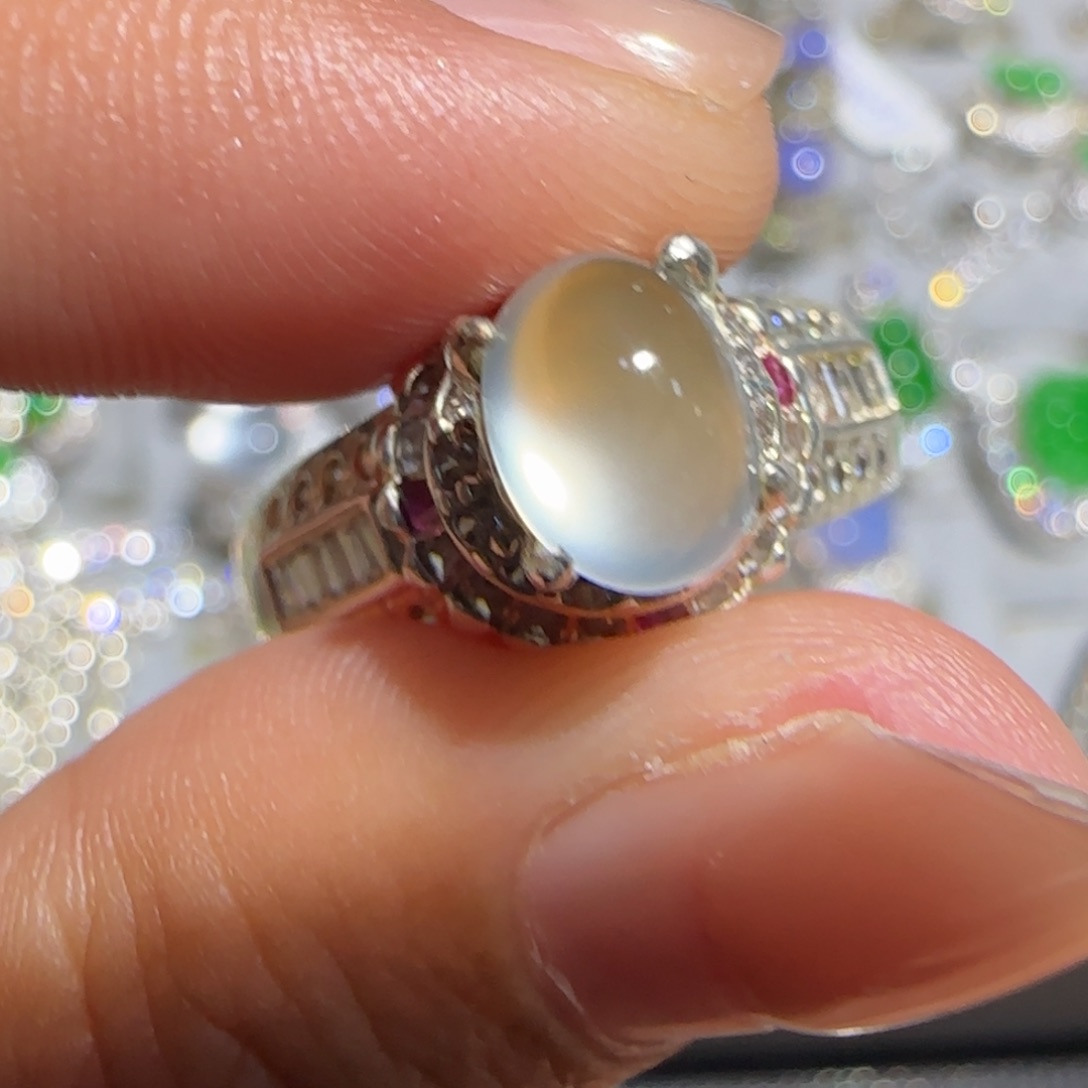 翡翠未镶嵌戒指翡翠