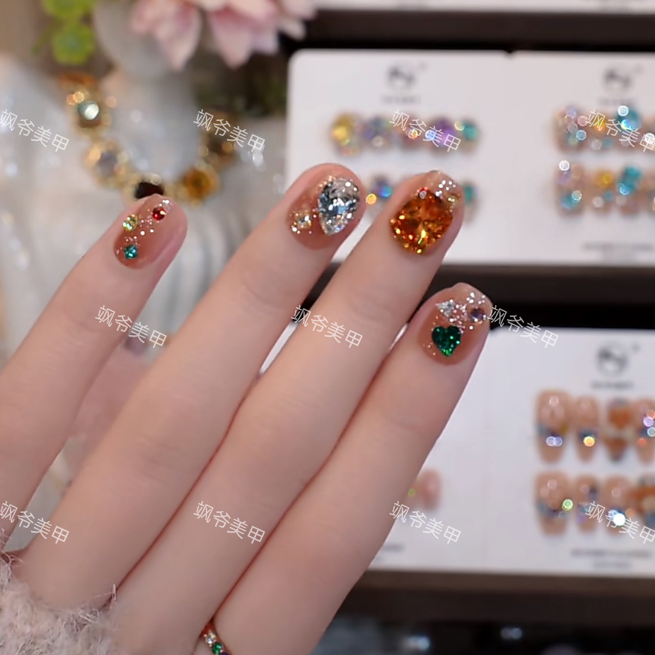 圣诞限定-SAYE飒爷手工美甲-重复佩戴-掉钻包补-送工具包