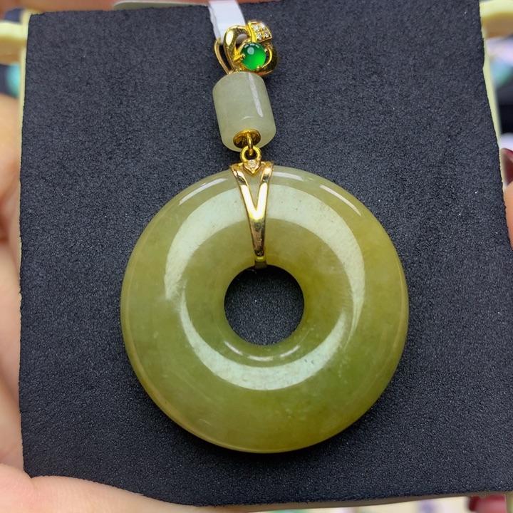 翡翠手链18K金镶嵌翡翠