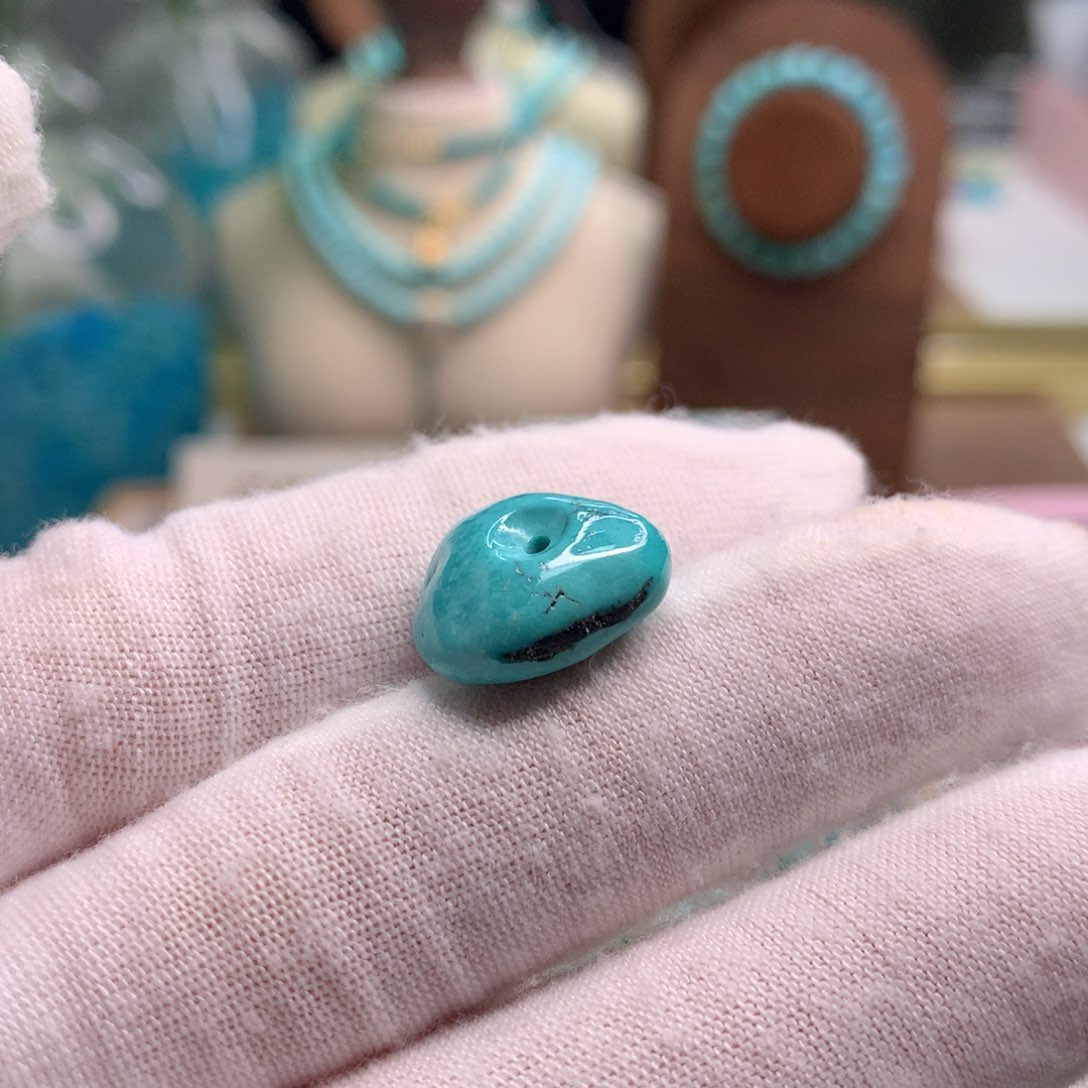 绿松石未镶嵌饰品