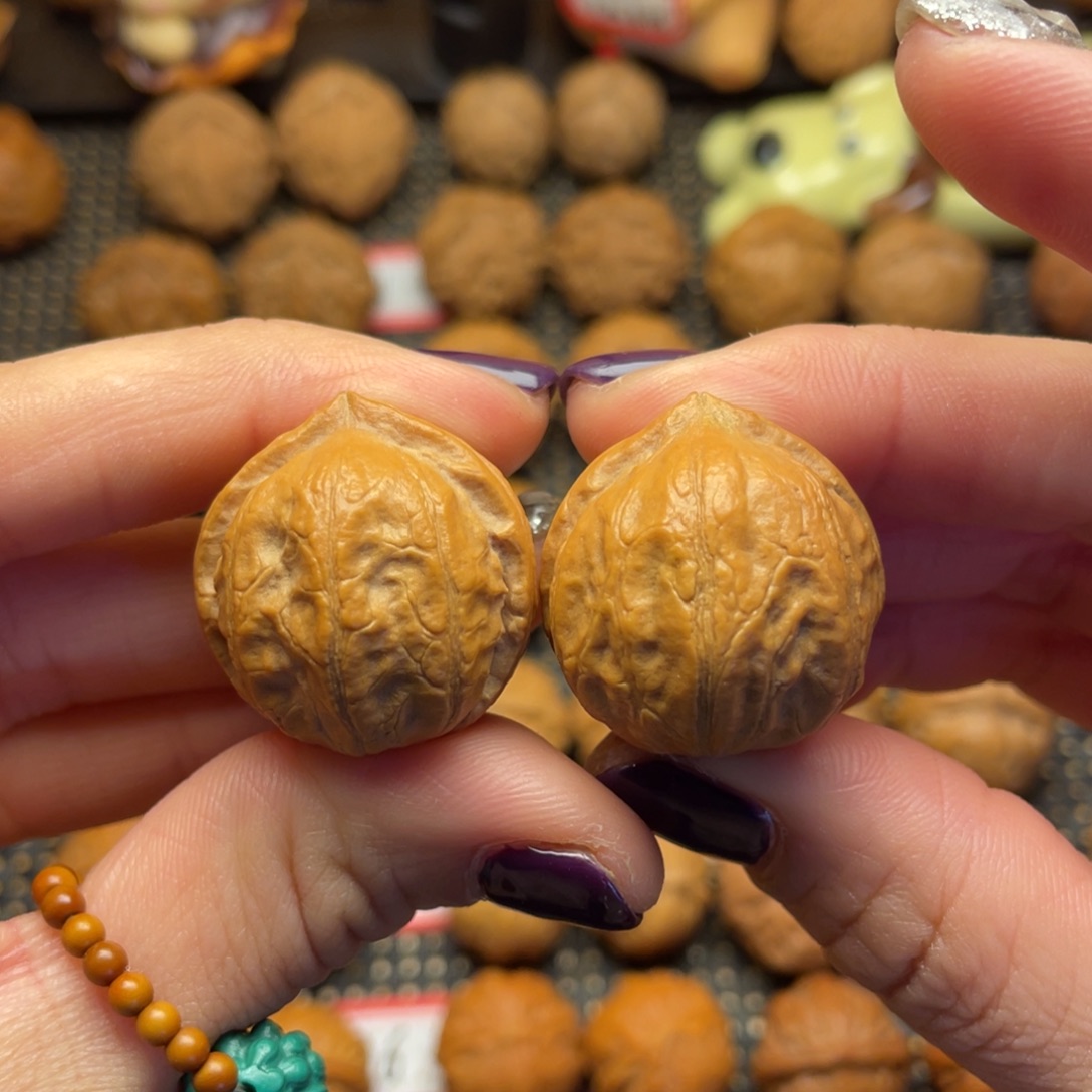 文玩核桃吊坠26尺全品小官帽00019