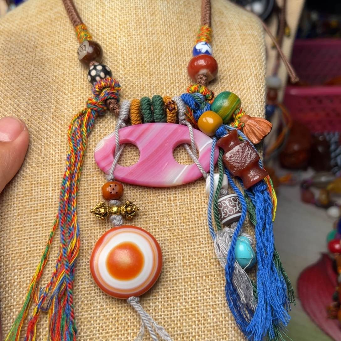 玛瑙/玉髓颈饰未镶嵌