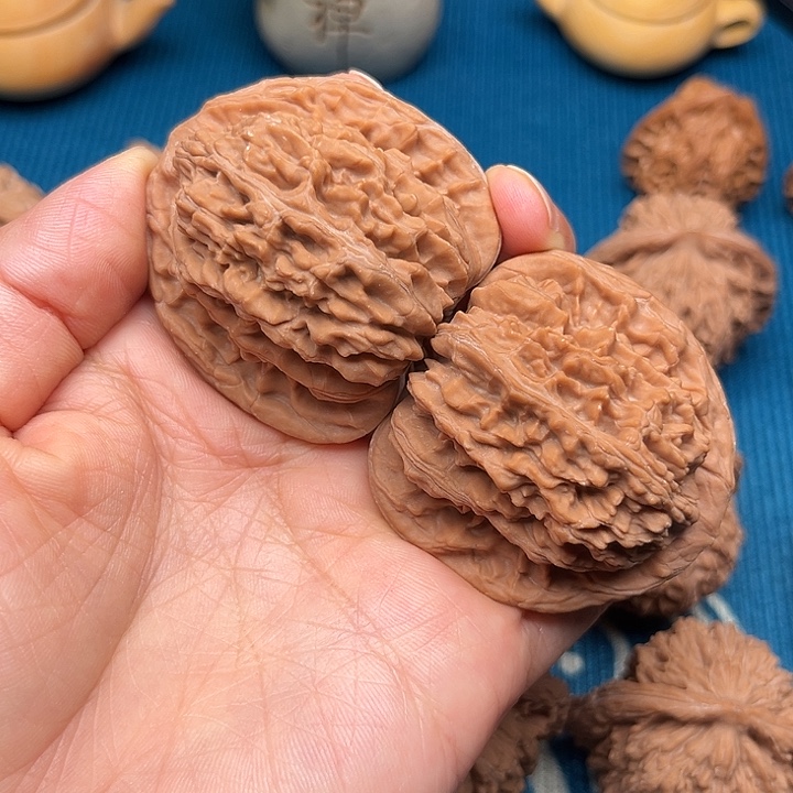 晚***卡47全品三角楼 文玩核桃