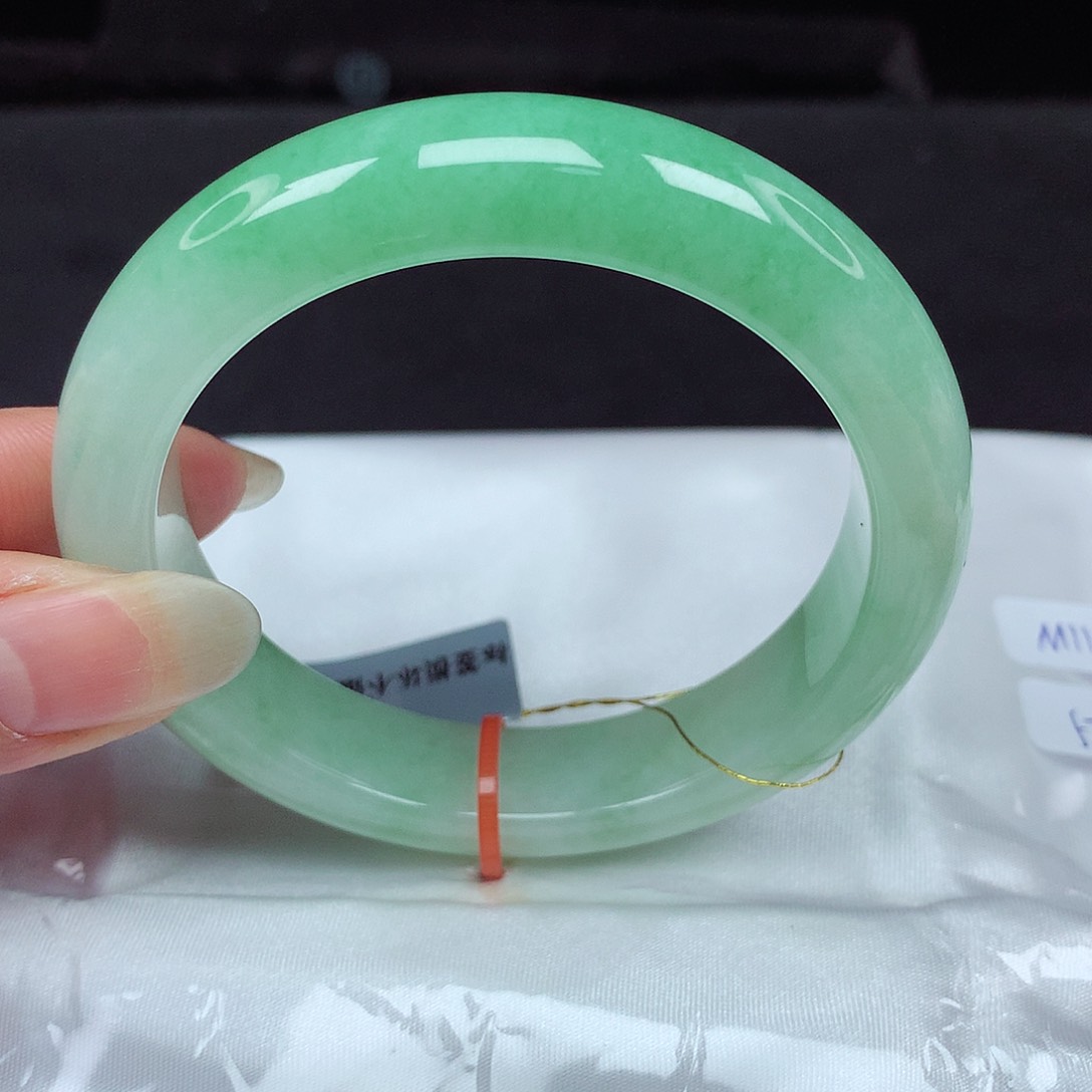 未镶嵌手镯翡翠57圈752-完整度高 性价比高！