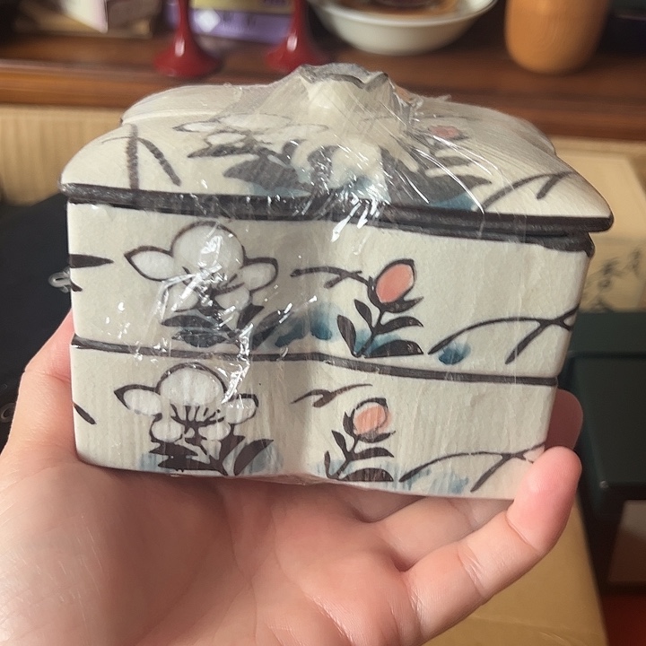 瓷片盖罐瓷器瓷器历瓷器