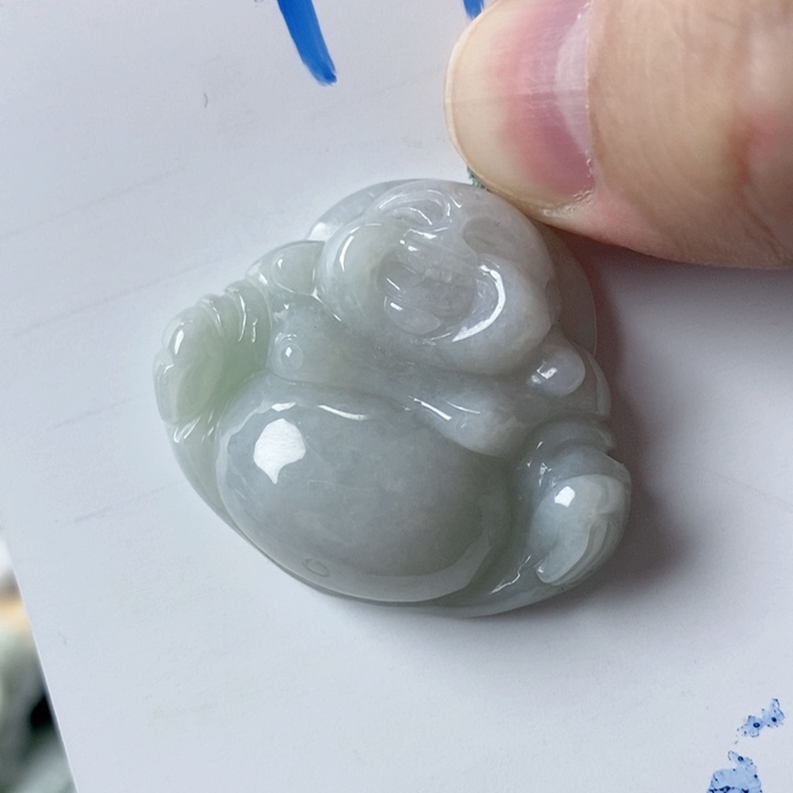 翡翠颈饰未镶嵌佛公